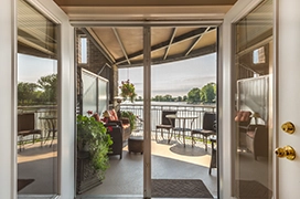 A picture of a glass exterior doorway.